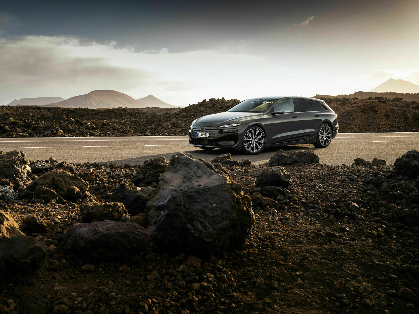 Luxury Sedan Limousine for Limo Bayern corporate transfers